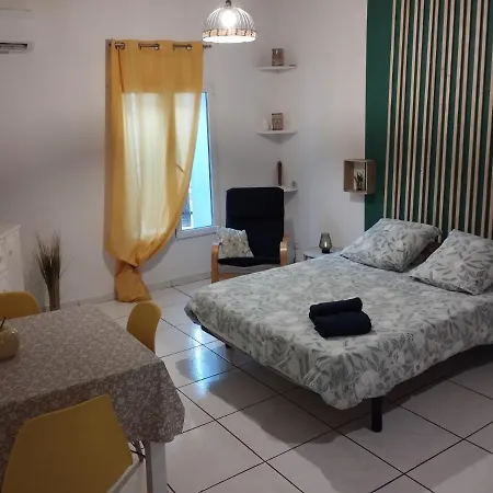 Apartment Aude