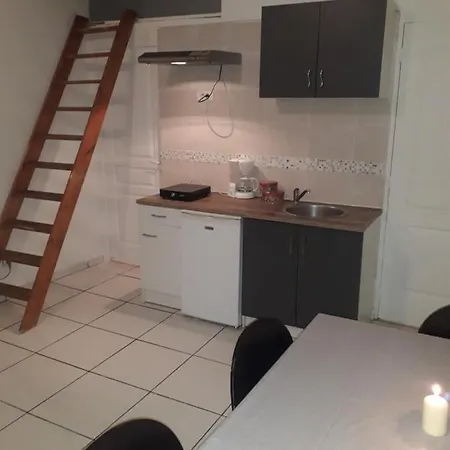 Aude Apartment *